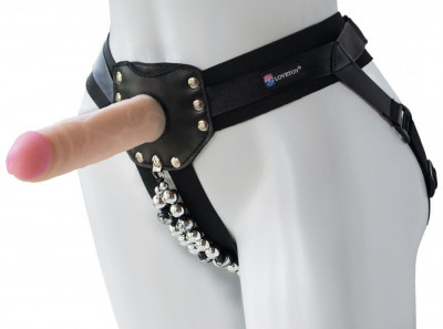 Пояс-трусики с украшением и прямой реалистичной насадкой Strap On Glamour Black арт. 330803